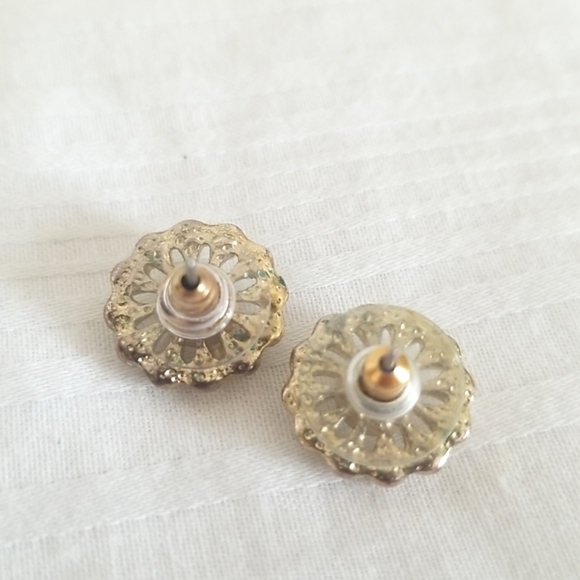 Vintage Gold Rhinestone Round Pearl Stud Earrings - Picture 4 of 4